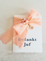 Bedankt juf kaart met sleutelhanger bloem - cadeautje